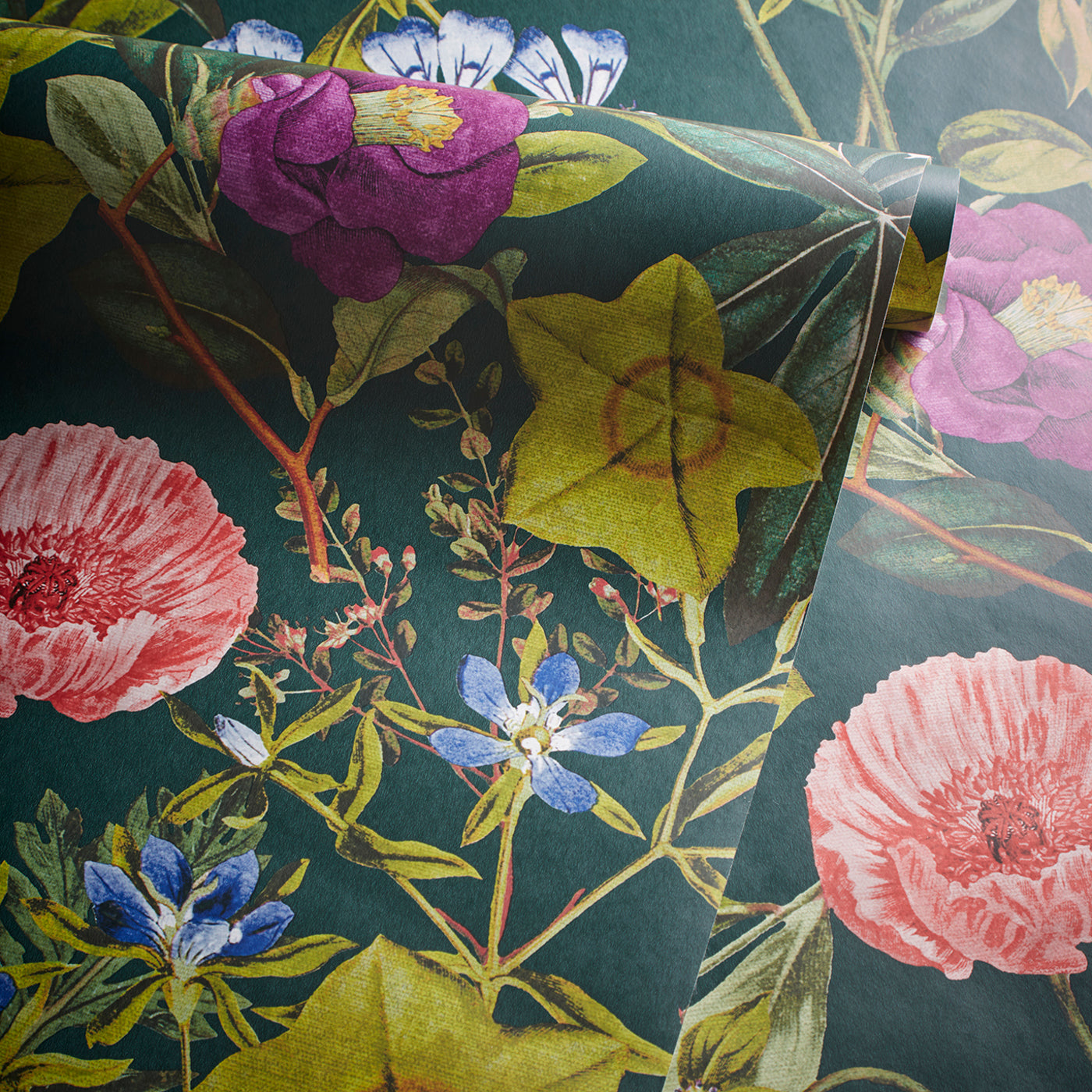 W0143/02 - Passiflora Wallpaper - Emerald - Clarke & Clarke