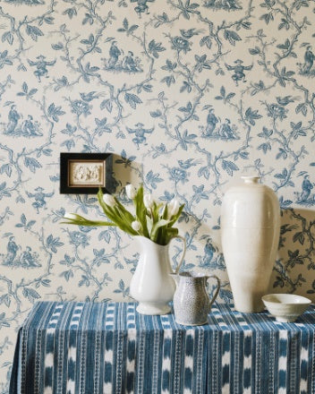 W7017-02 - Toile Chinoise Wallpaper - Blue - Colefax & Fowler