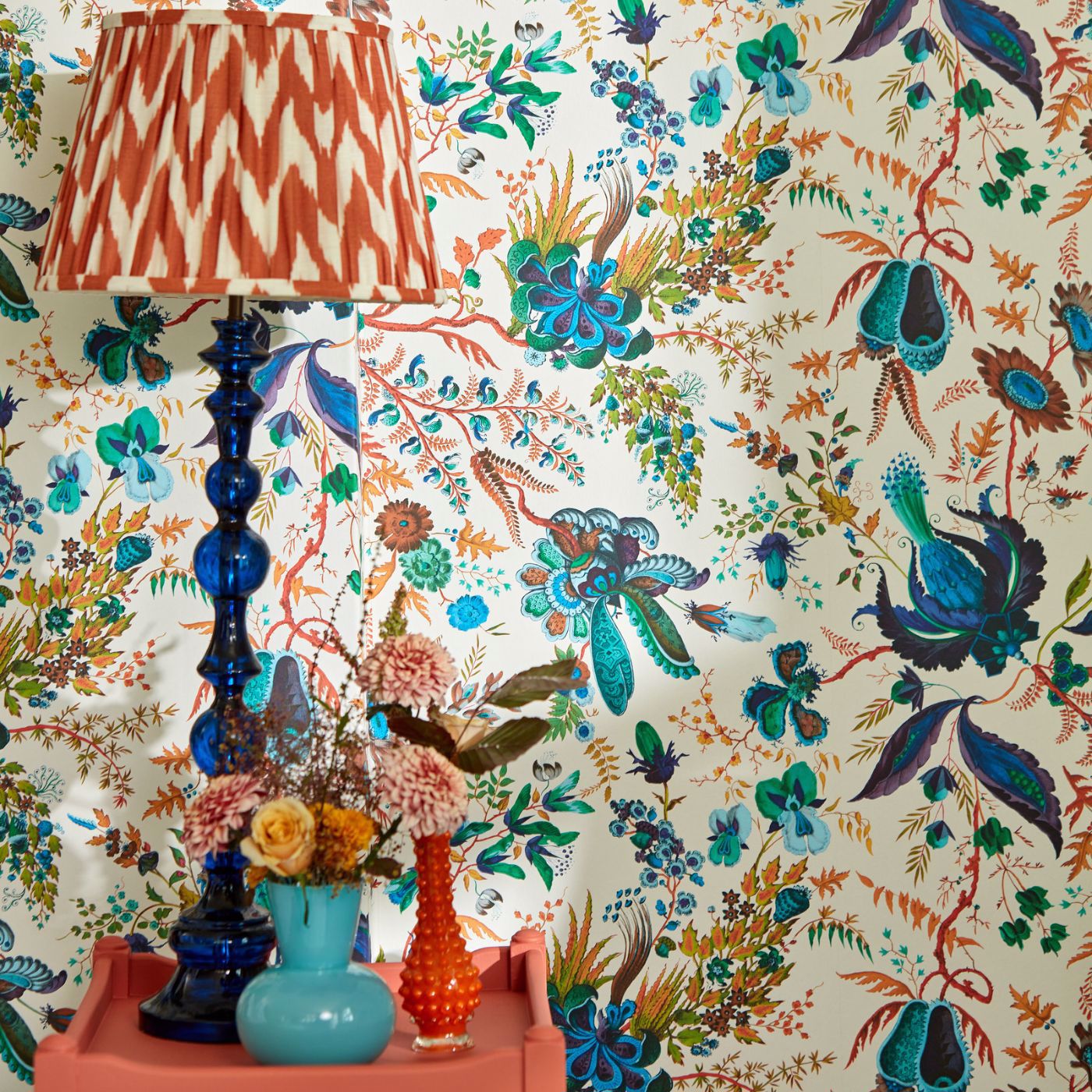 Wonderland Floral Wallpaper - Lapis/Emerald/Carnelian - HSRW113067 - Harlequin