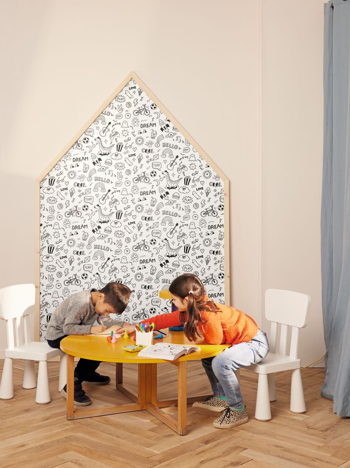 A Vos Crayons Wallpaper - Noir - Caselio - 105829090 - Premier Wallcovering