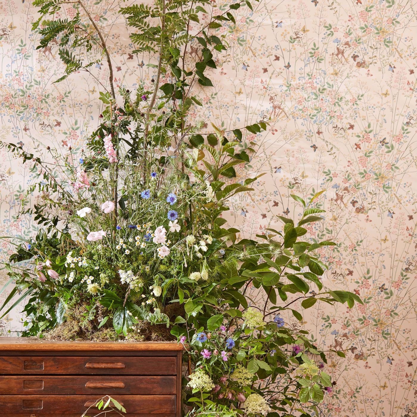 Bambi Wallpaper - Neapolitan - DDIW217279 - Sanderson - Premier Wallcovering