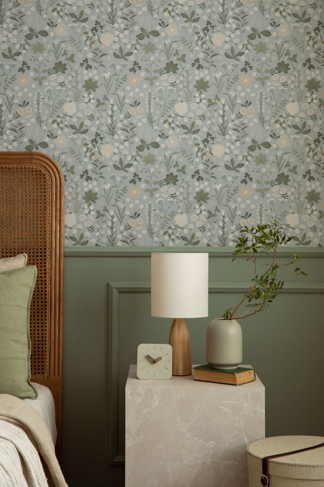 Blomstre Wallpaper - Misty blue - Summer Gray - Premier Wallcovering