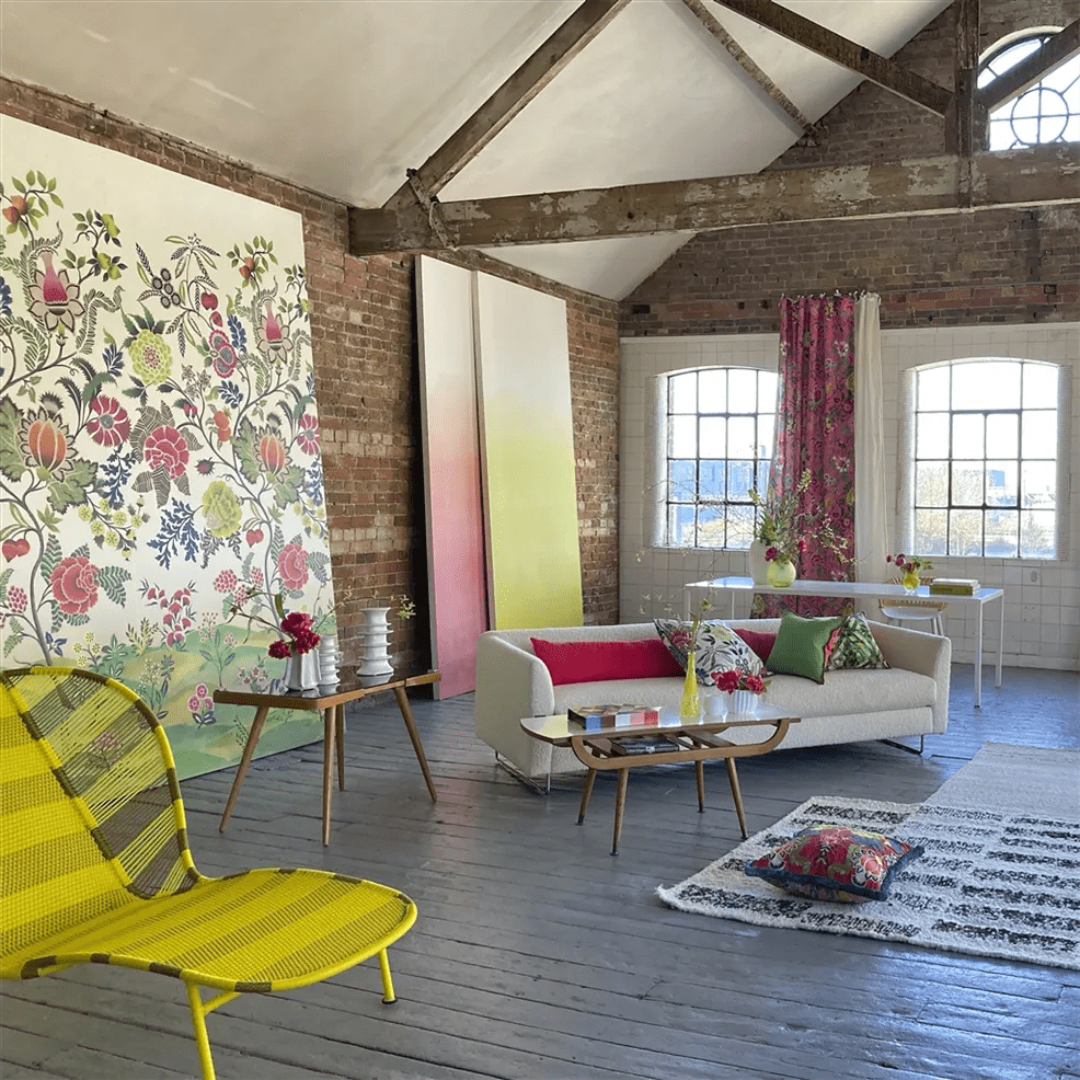 Brocart Decoratif Wallpaper - Fuchsia - PDG1169/01 - Designers Guild - Premier Wallcovering