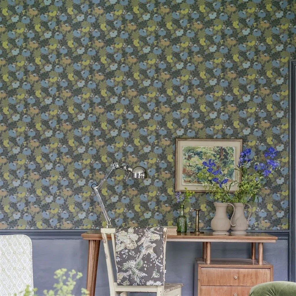 Carlisle Fauna Wallpaper - Forest - English Heritage - PEH0005/04 - Premier Wallcovering