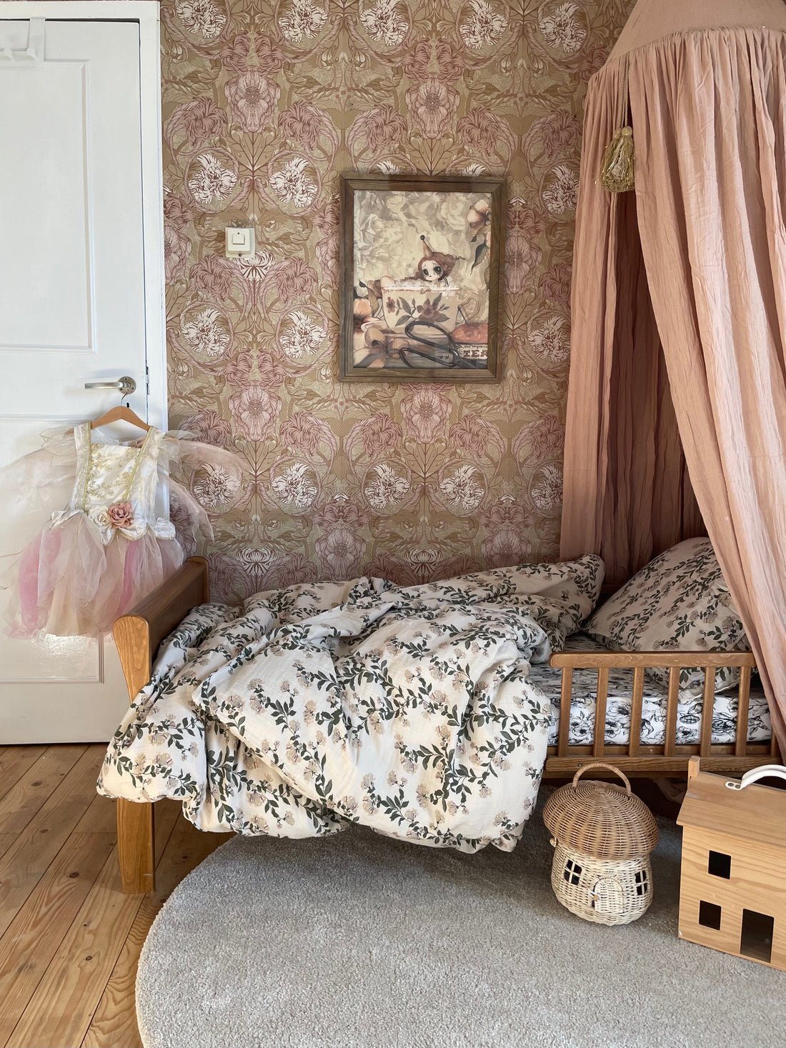 Cecilia Wallpaper - Blush - Summer Gray - Premier Wallcovering