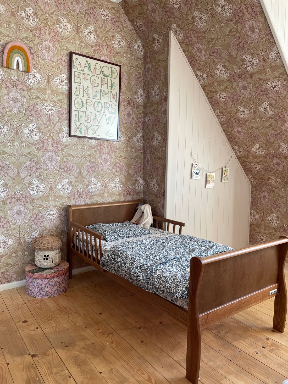Cecilia Wallpaper - Blush - Summer Gray - Premier Wallcovering