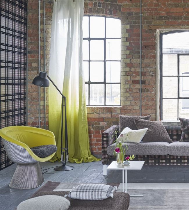 Chennai Wallpaper - Chocolate - PDG1143/05 - Designers Guild - Premier Wallcovering