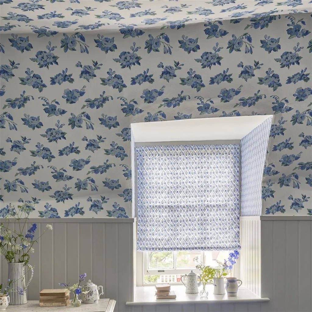 Craven Street Flower Wallpaper - Delft - English Heritage - PEH0006/03 - Premier Wallcovering