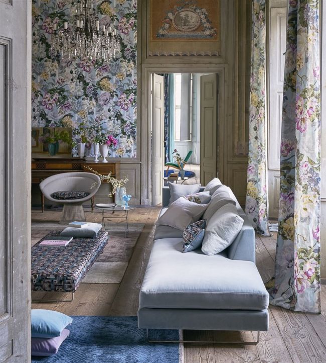 Delft Flower Grande Wallpaper - Sky - PDG1038/03 - Designers Guild - Premier Wallcovering