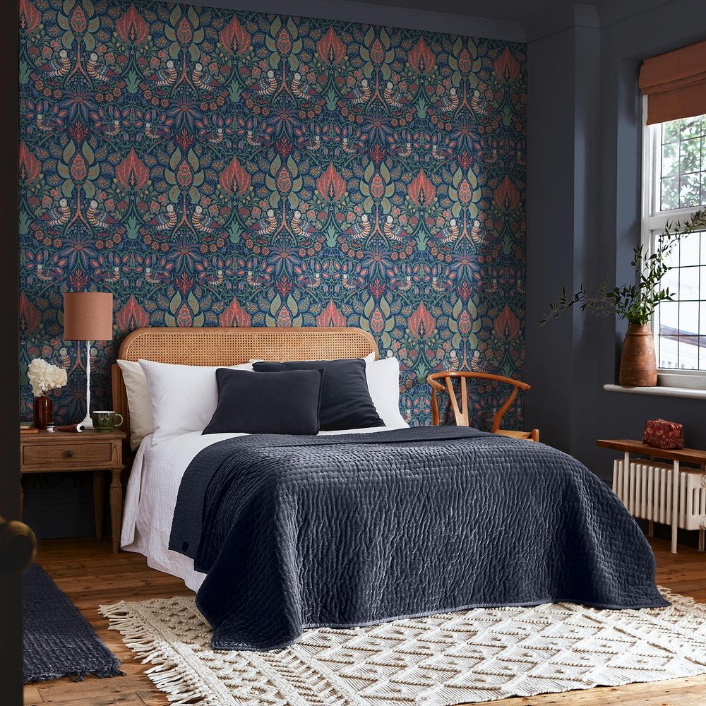 Dove & Rose Wallpaper - Midsummer - 140477 - William Morris - Premier Wallcovering