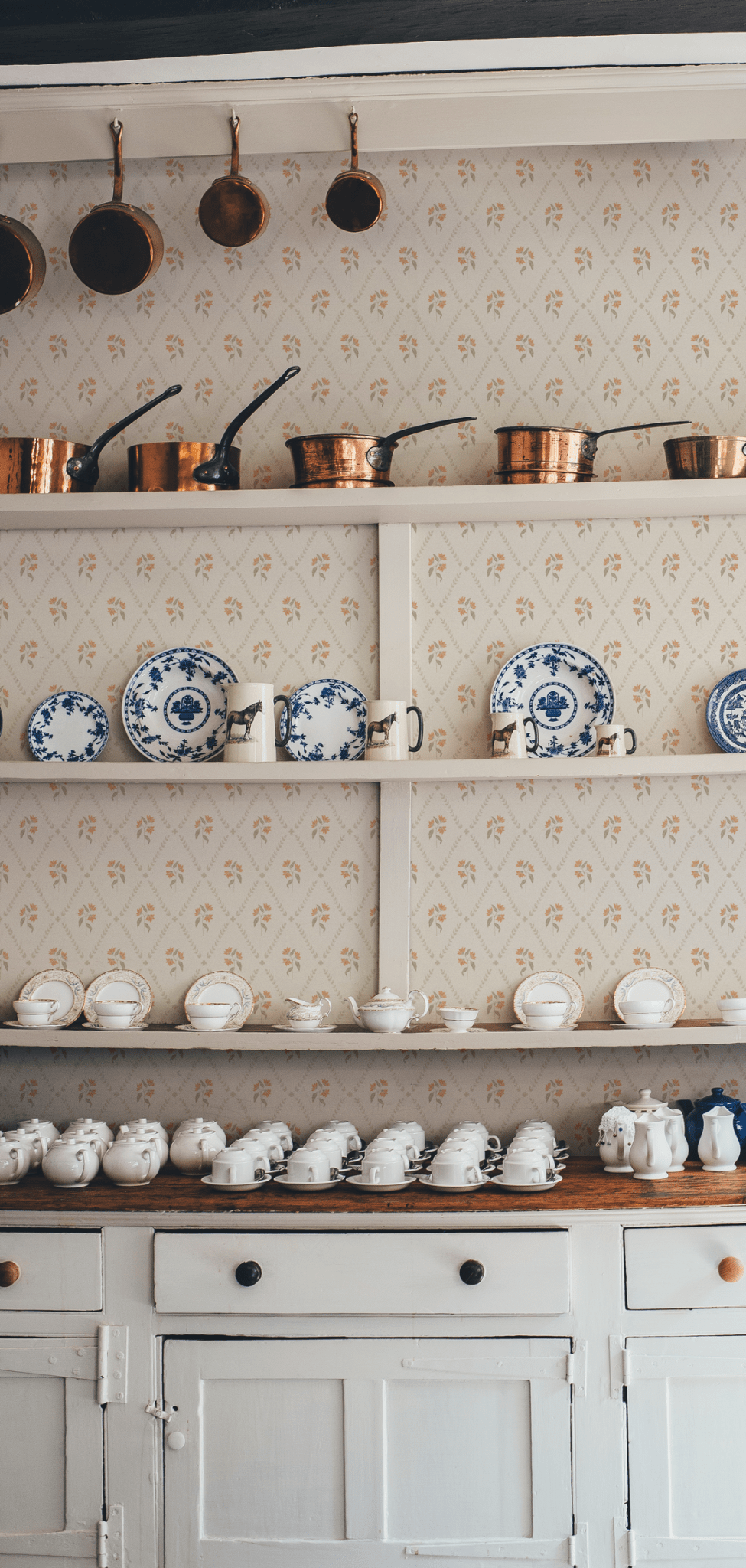 Eline Wallpaper - Spring - Summer Gray - Premier Wallcovering
