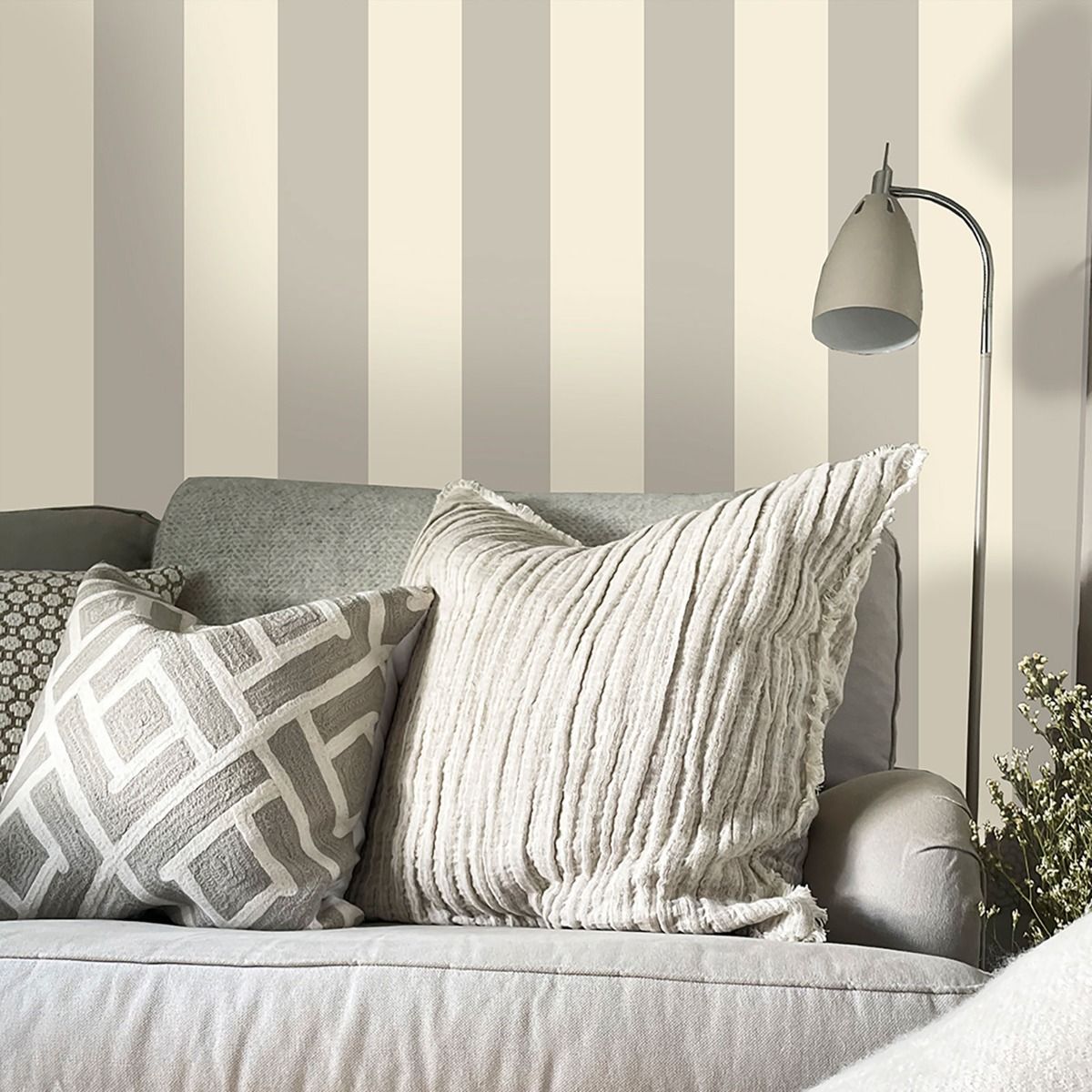 Fernhurst Stripe Wallpaper - Silver - Belgravia - 1117 - Premier Wallcovering