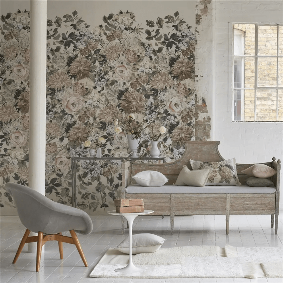 Fleurs D Artistes Wallpaper - Chalk - PDG1170/03 - Designers Guild - Premier Wallcovering