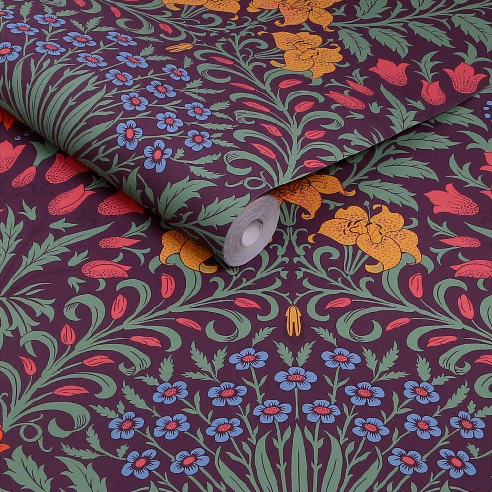 Garden Wallpaper - Dewberry - 140498 - William Morris - Premier Wallcovering