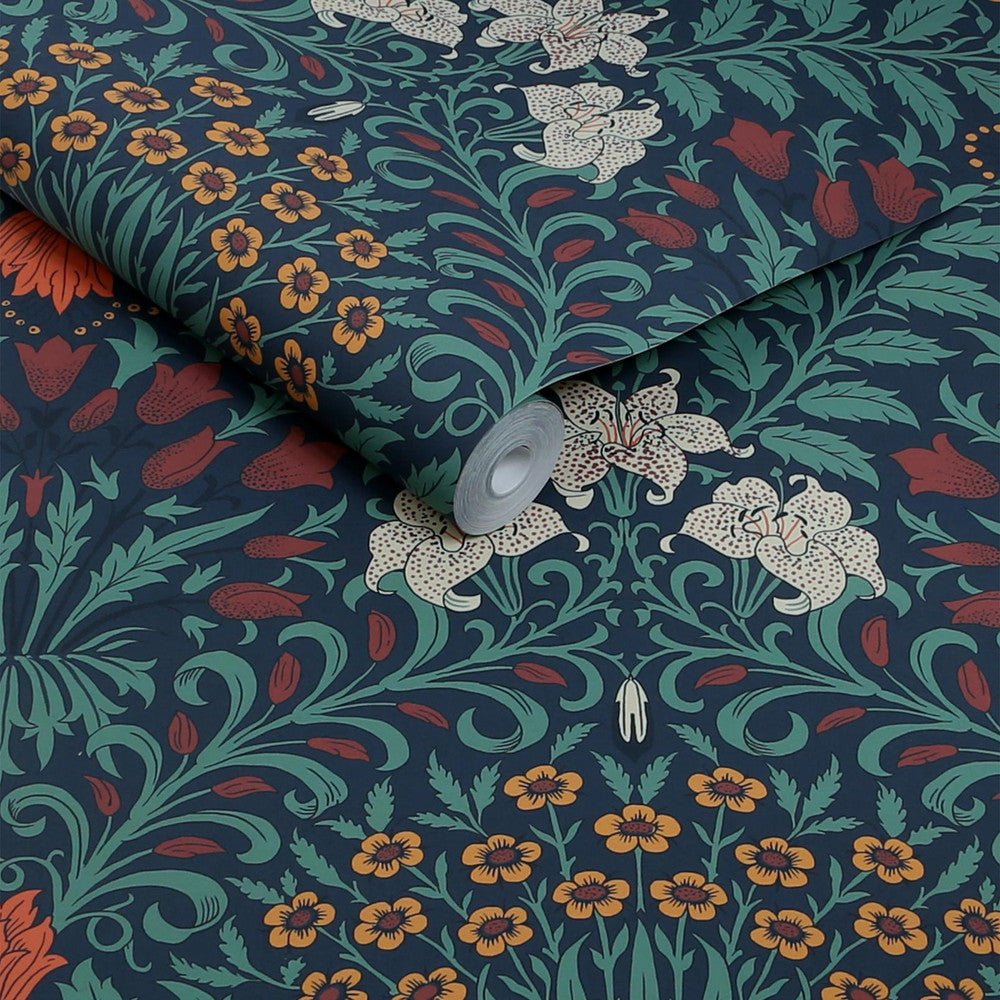 Garden Wallpaper - Moonlight - 140494 - William Morris - Premier Wallcovering