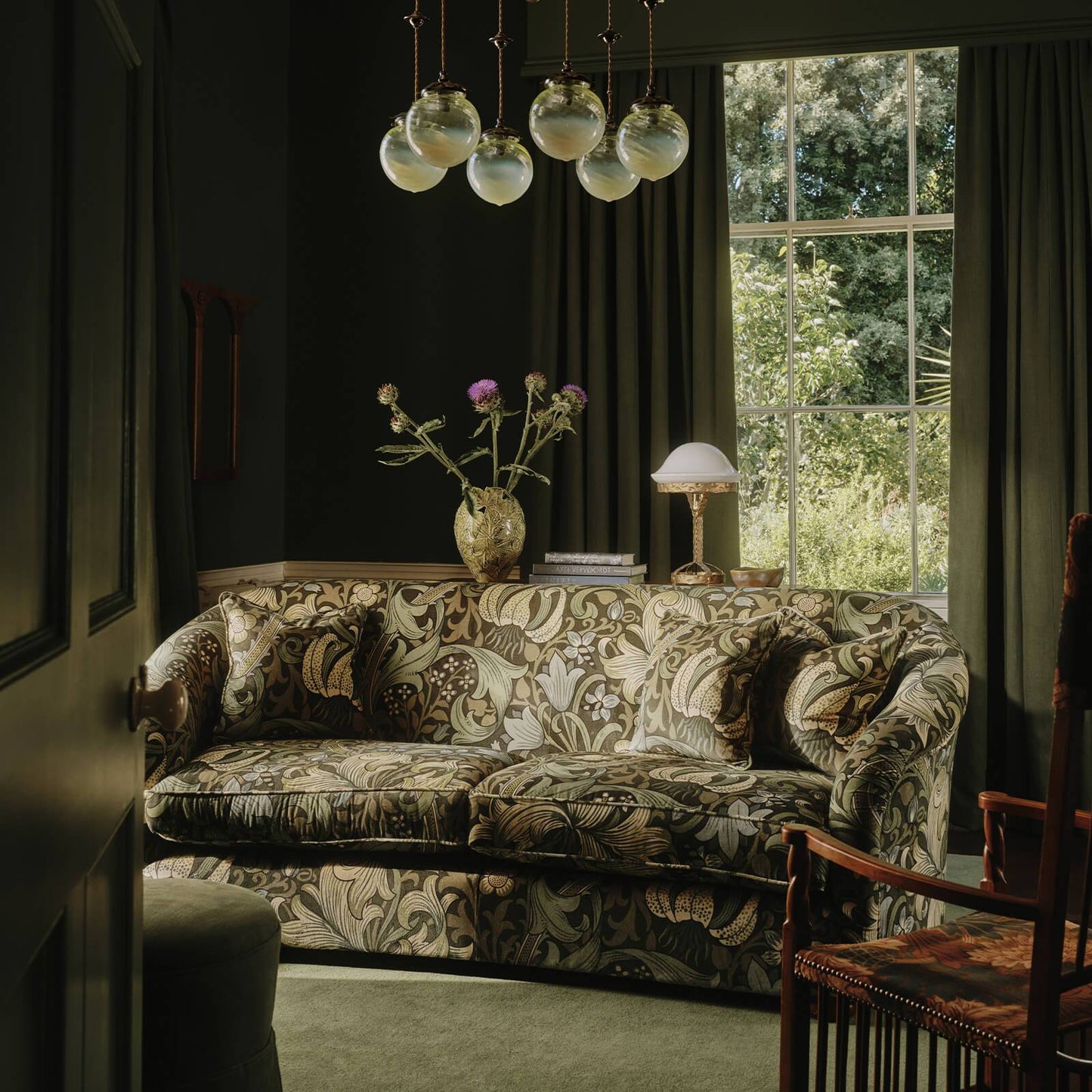 Golden Lily Magna Velvet Fabric - Verde - House of Hackney - 1 - FA - GLM - VE - VER - XXX - XXX - Premier Wallcovering