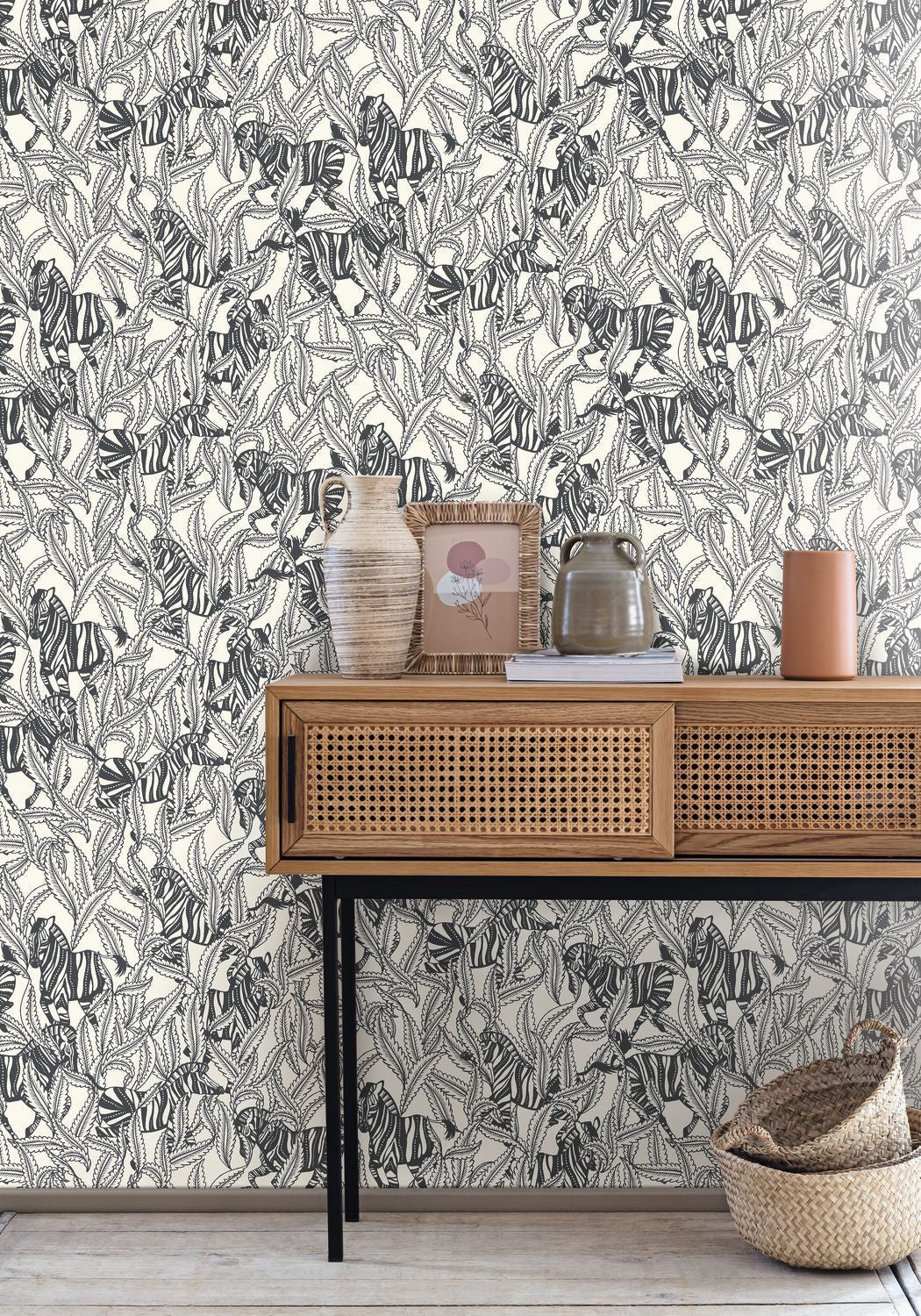 Hiding Wallpaper - Blanc Noir - Caselio - 104290997 - Premier Wallcovering