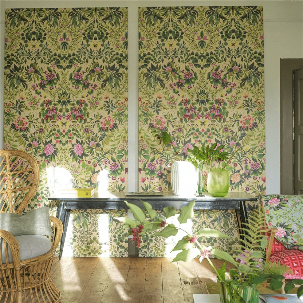 Ikebana Grande Wallpaper - Fuchsia - PDG1162/01 - Designers Guild - Premier Wallcovering