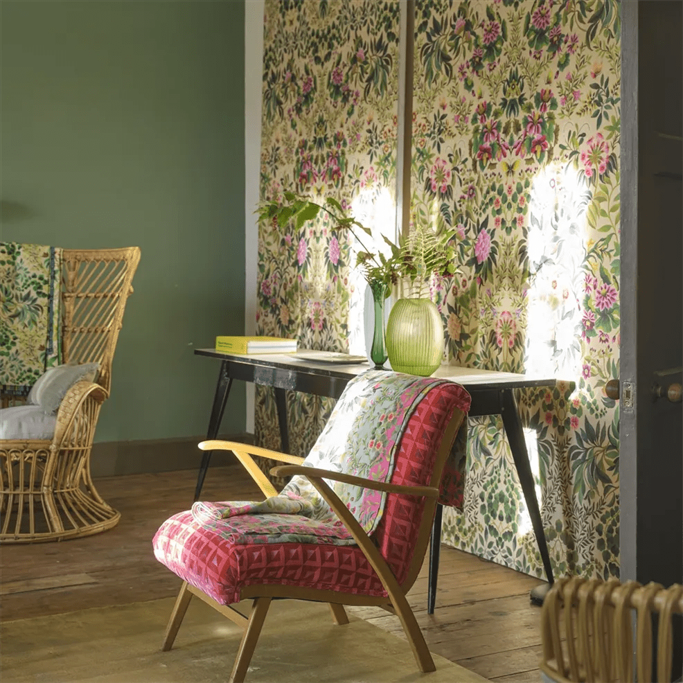 Ikebana Grande Wallpaper - Fuchsia - PDG1162/01 - Designers Guild - Premier Wallcovering