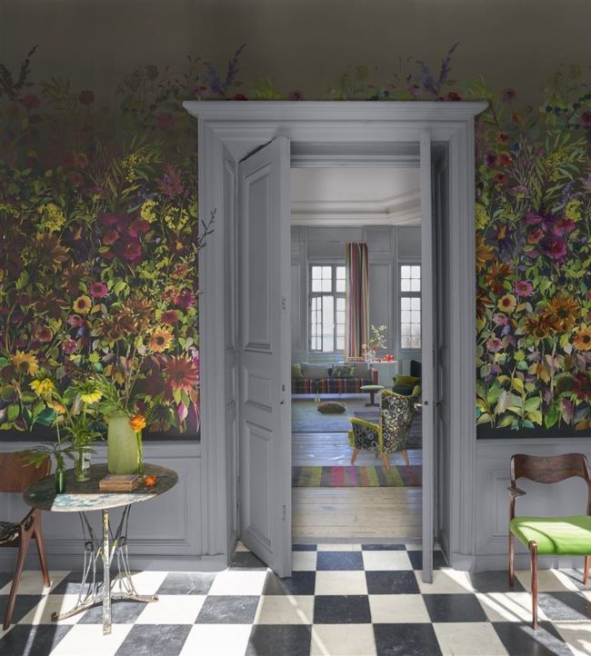 Indian Sunflower Wallpaper - Graphite - PDG1068/01 - Designers Guild - Premier Wallcovering