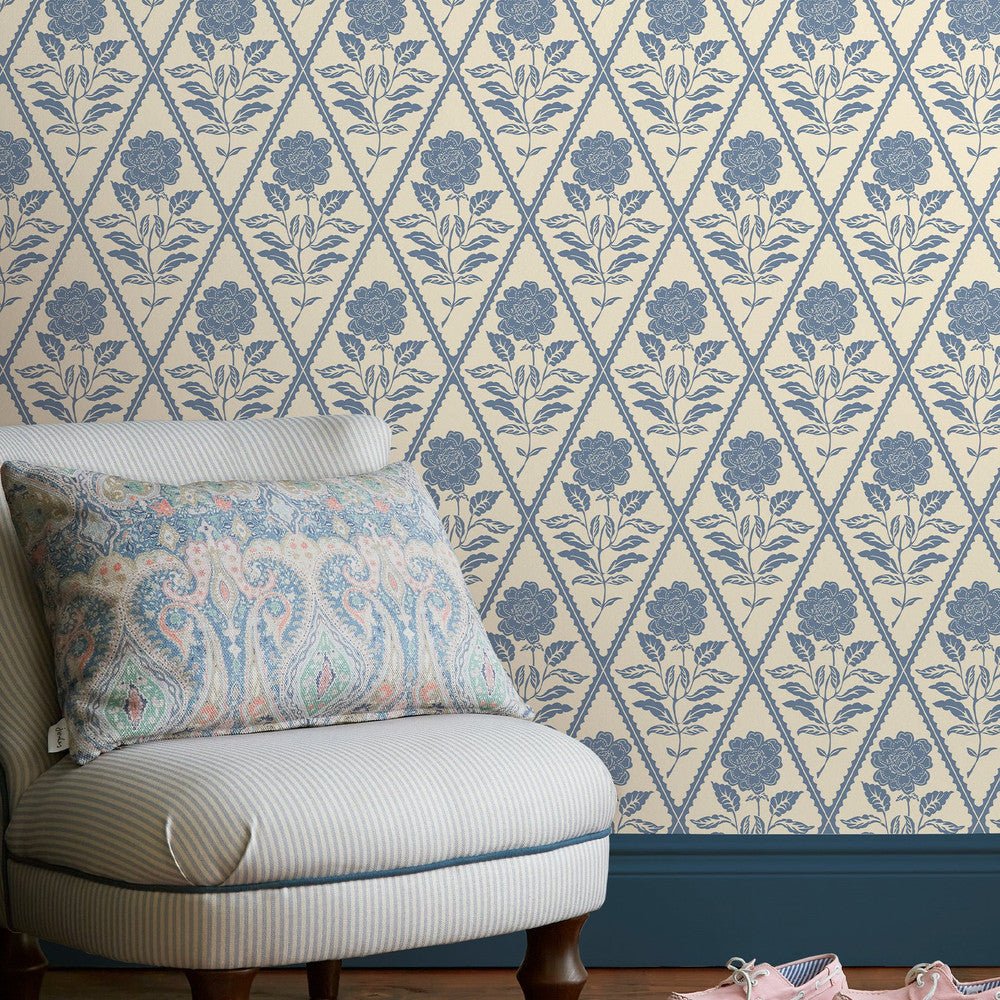 Juliette Floral Wallpaper - Cream & Blue - Joules - 128908 - Premier Wallcovering