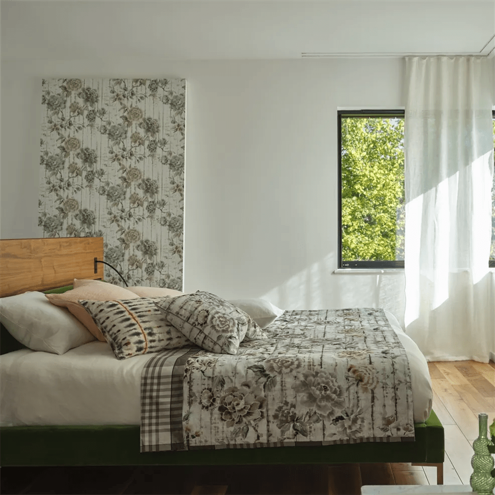 Kyoto Flower Wallpaper - Birch - PDG1158/01 - Designers Guild - Premier Wallcovering