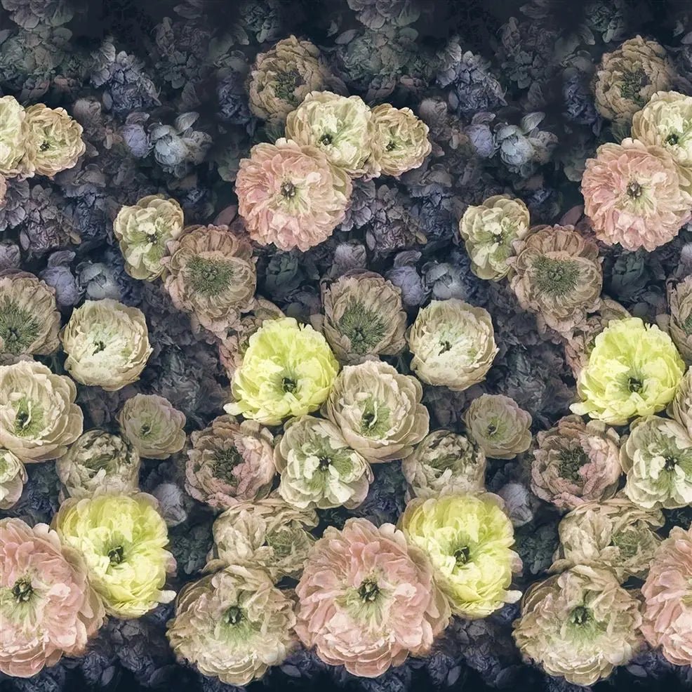 Le Poeme De Fleurs Wallpaper - Midnight - PDG1107/02 - Designers Guild - Premier Wallcovering
