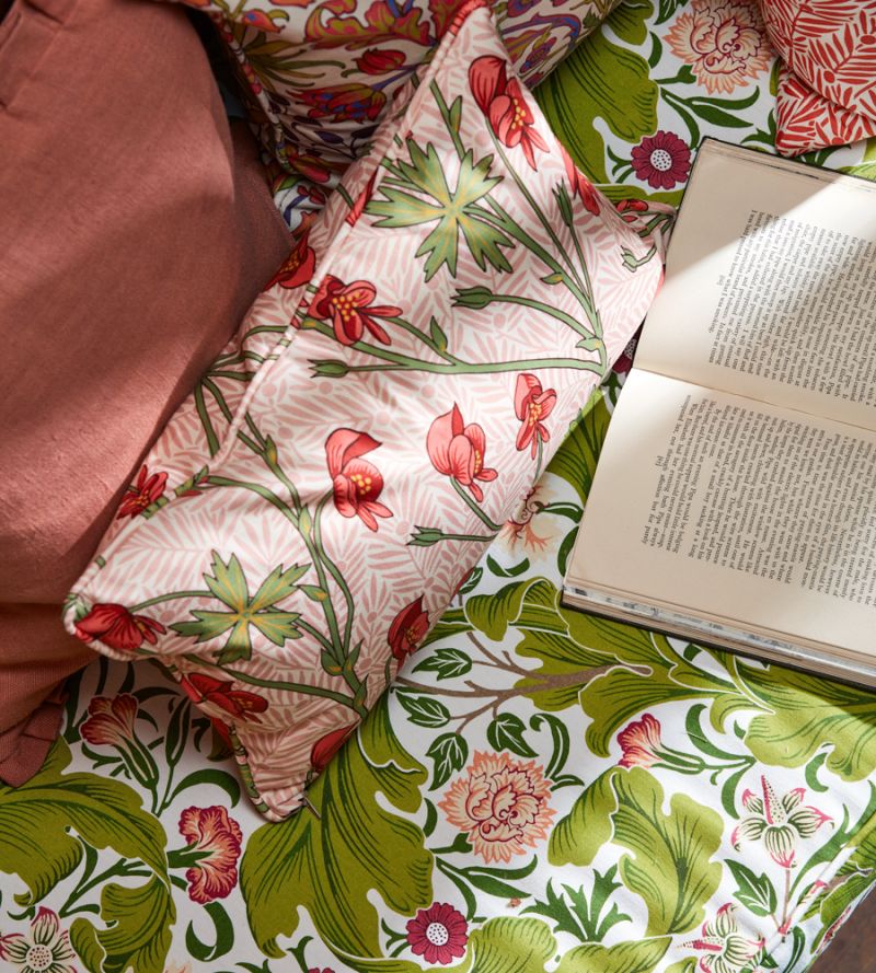 Monkshood Fabric - Rhubarb - Morris & Co - 227220 - Premier Wallcovering