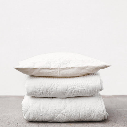 Natural FX 2 Hessian Wallpaper - White - Galerie - G67442 - Premier Wallcovering