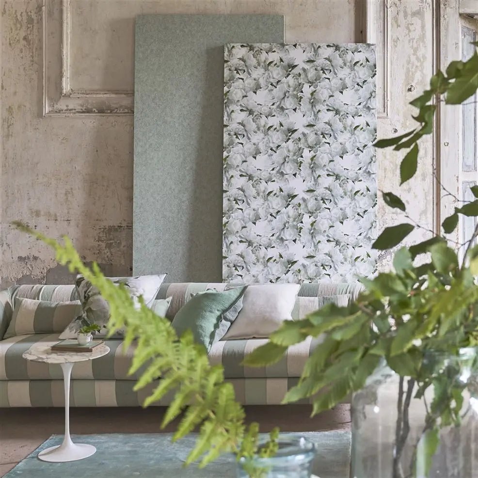 Peonia Wallpaper - Ivory - Designers Guild - PDG1094/02 - Premier Wallcovering