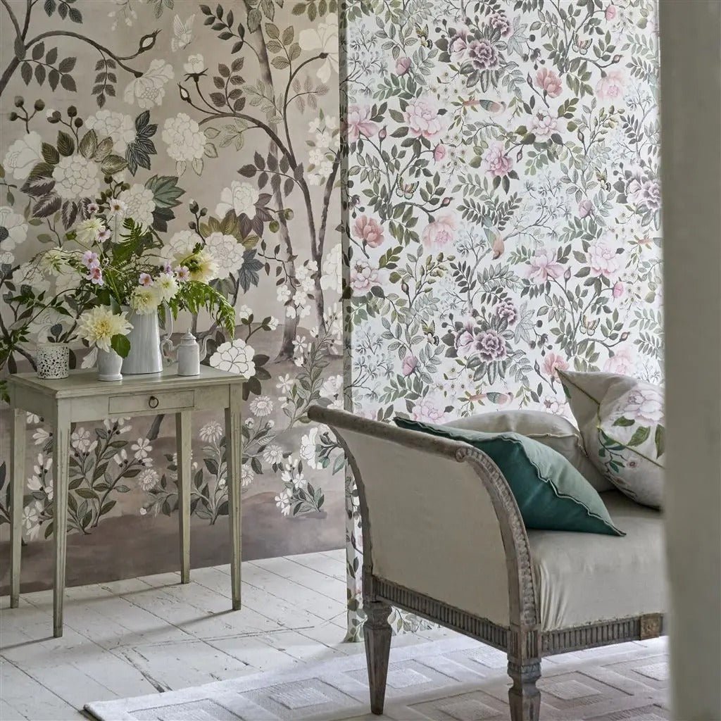 Porcelaine de Chine Wallpaper - Cameo - PDG1146/06 - Designers Guild - Premier Wallcovering