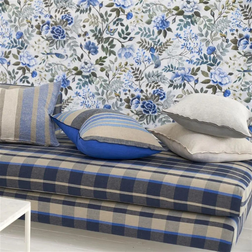 Porcelaine de Chine Wallpaper - Porcelain - PDG1146/05 - Designers Guild - Premier Wallcovering