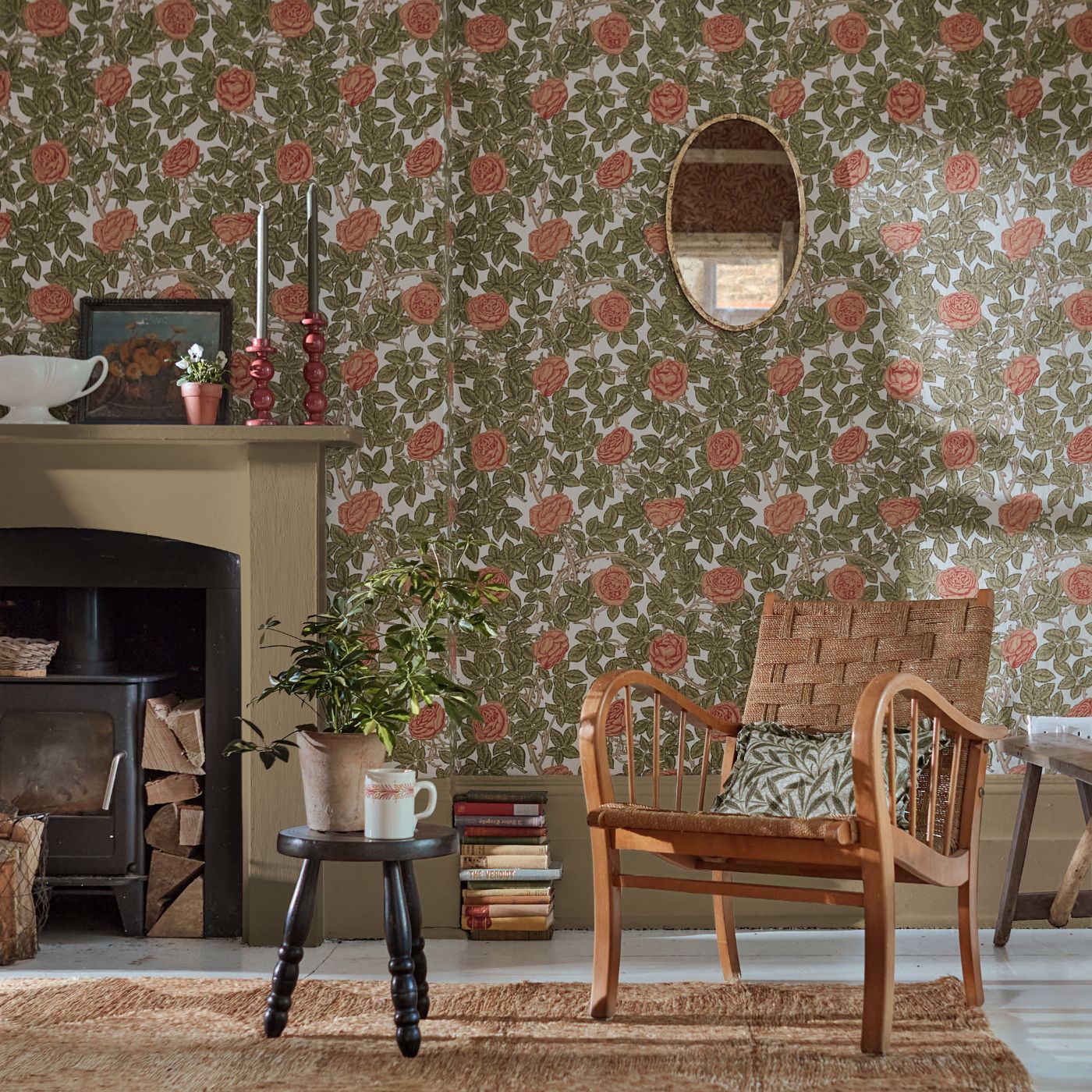 Rambling Rose Wallpaper - Twining Vine - 217207 - Morris & Co - Premier Wallcovering
