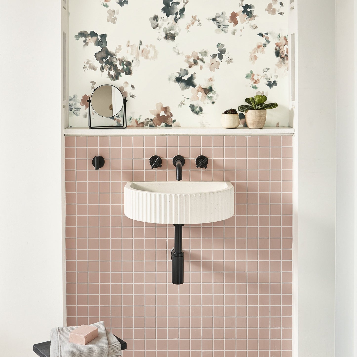 Reverie Wallpaper - Deco - Villa Nova - W636/05 - Premier Wallcovering