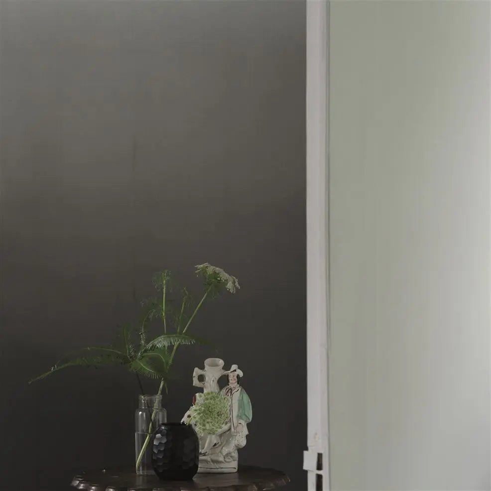 Saraille Wallpaper - Graphite - P600/11 - Designers Guild - Premier Wallcovering