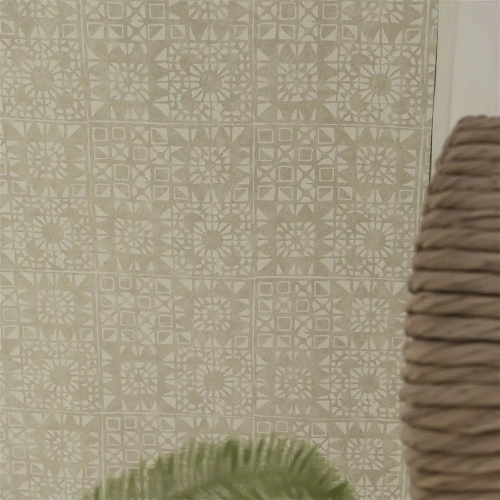 Serego Wallpaper - Champagne - P605/02 - Designers Guild - Premier Wallcovering