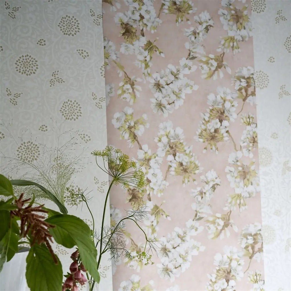 Shaqui Wallpaper - Pearl - PDG1147/01 - Designers Guild - Premier Wallcovering