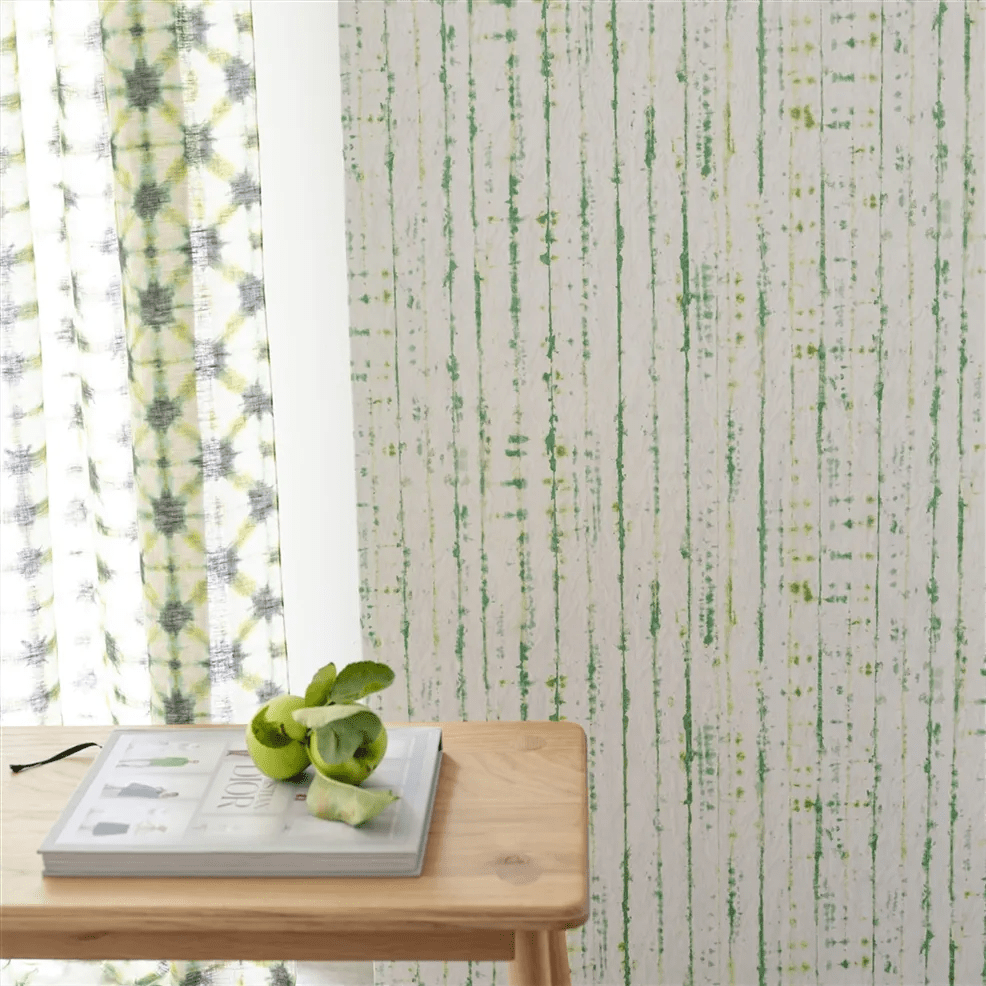 Shiwa Wallpaper - Emerald - PDG1159/03 - Designers Guild - Premier Wallcovering