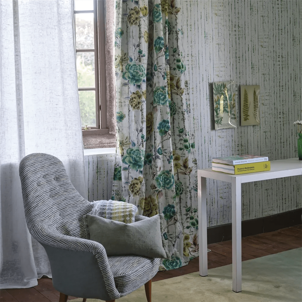 Shiwa Wallpaper - Emerald - PDG1159/03 - Designers Guild - Premier Wallcovering