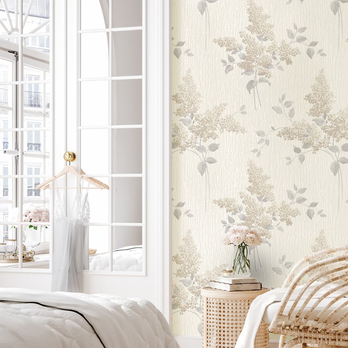 Tiffany Fiore Floral Wallpaper - Beige - Belgravia - 41311 - Premier Wallcovering