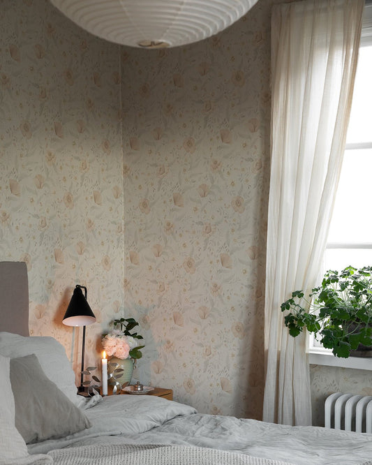 Trädgårdsblommor Wallpaper - Light Gray - Midbec - 43116 - Premier Wallcovering