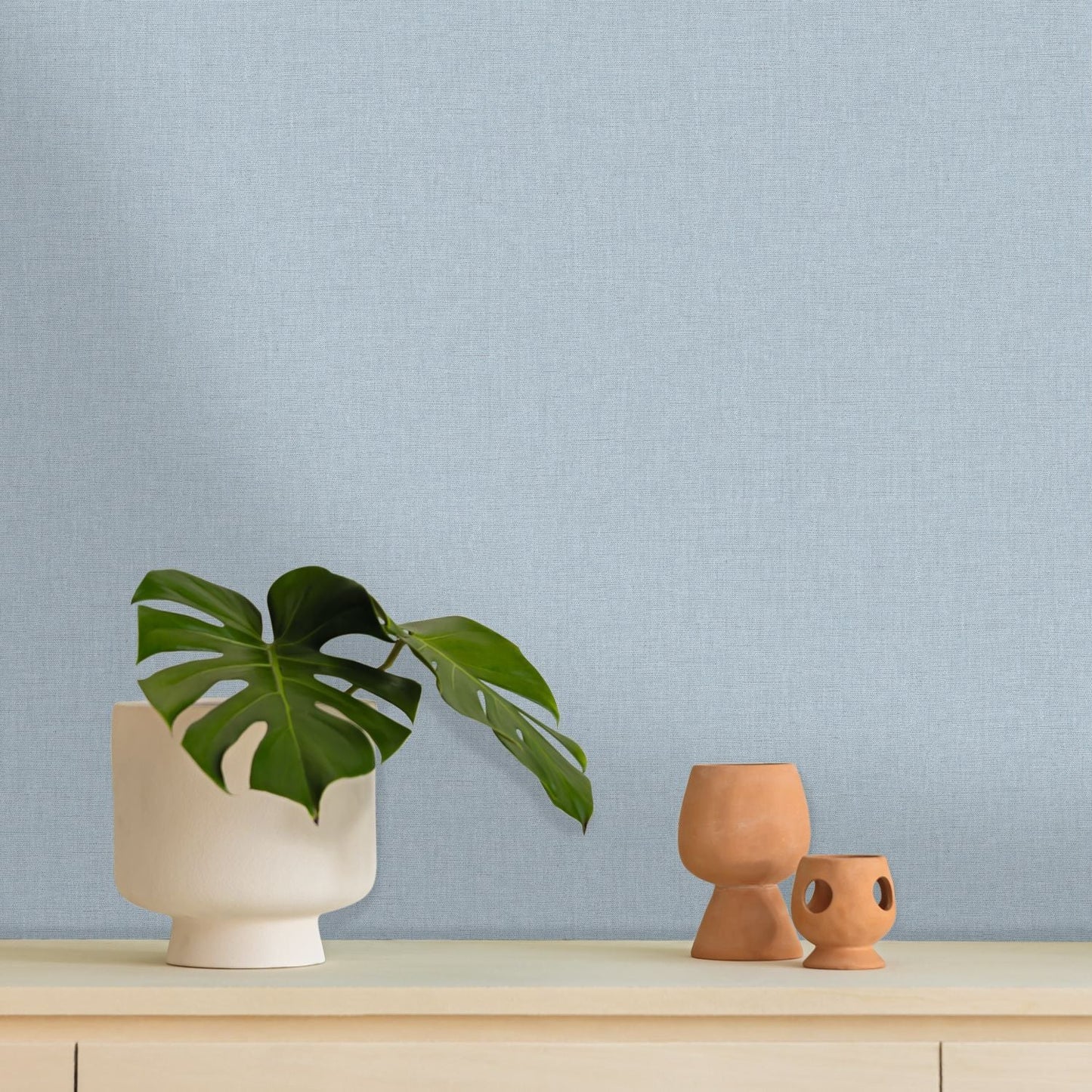 Uni Metallise/irise Wallpaper - Bleu Ciel - Caselio - 103236590 - Premier Wallcovering