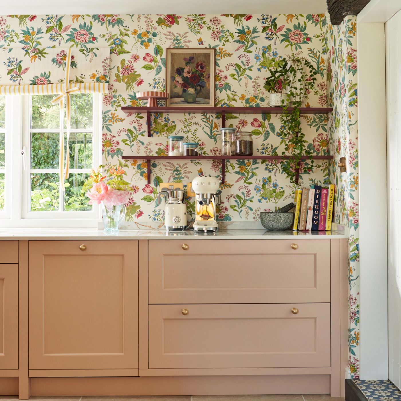 Woodland Floral Wallpaper - Peridot/Ruby/Pearl - HSRW113057 - Harlequin - Premier Wallcovering