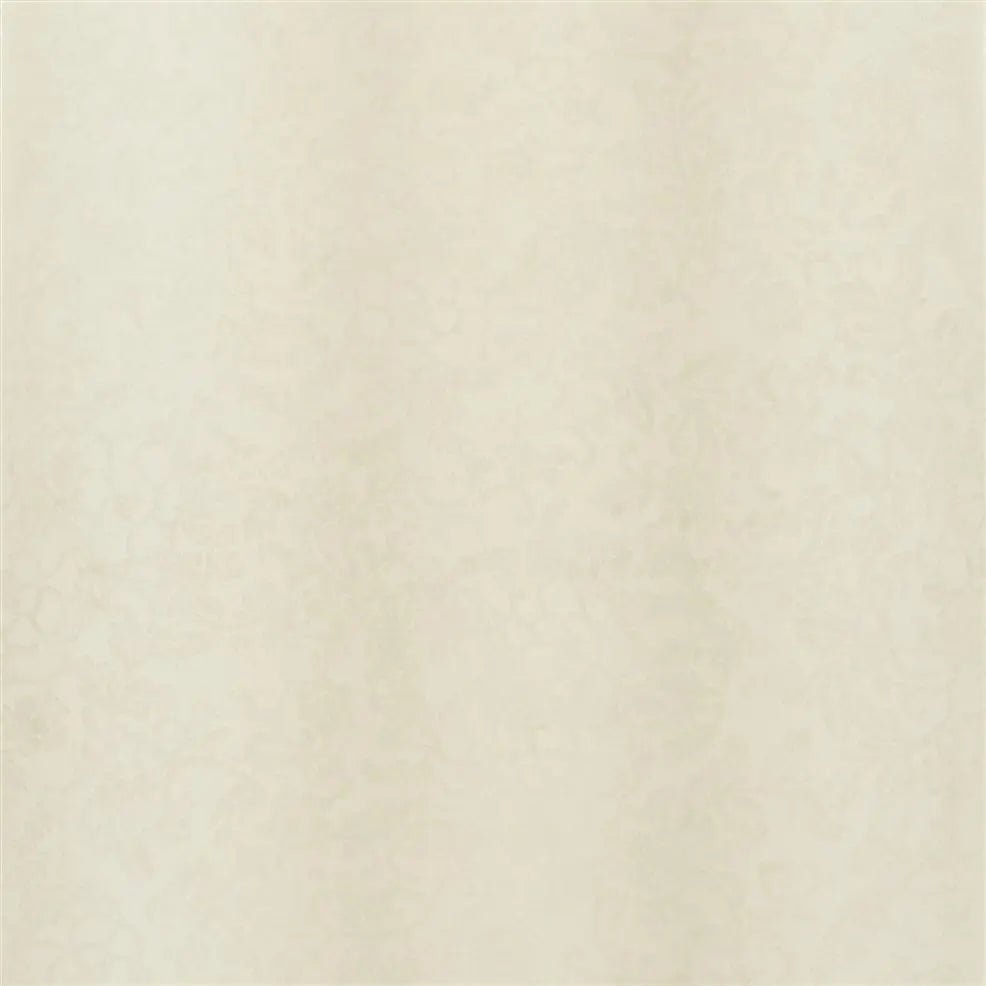 Yuzen Wallpaper - Oyster - P628/01 - Designers Guild - Premier Wallcovering