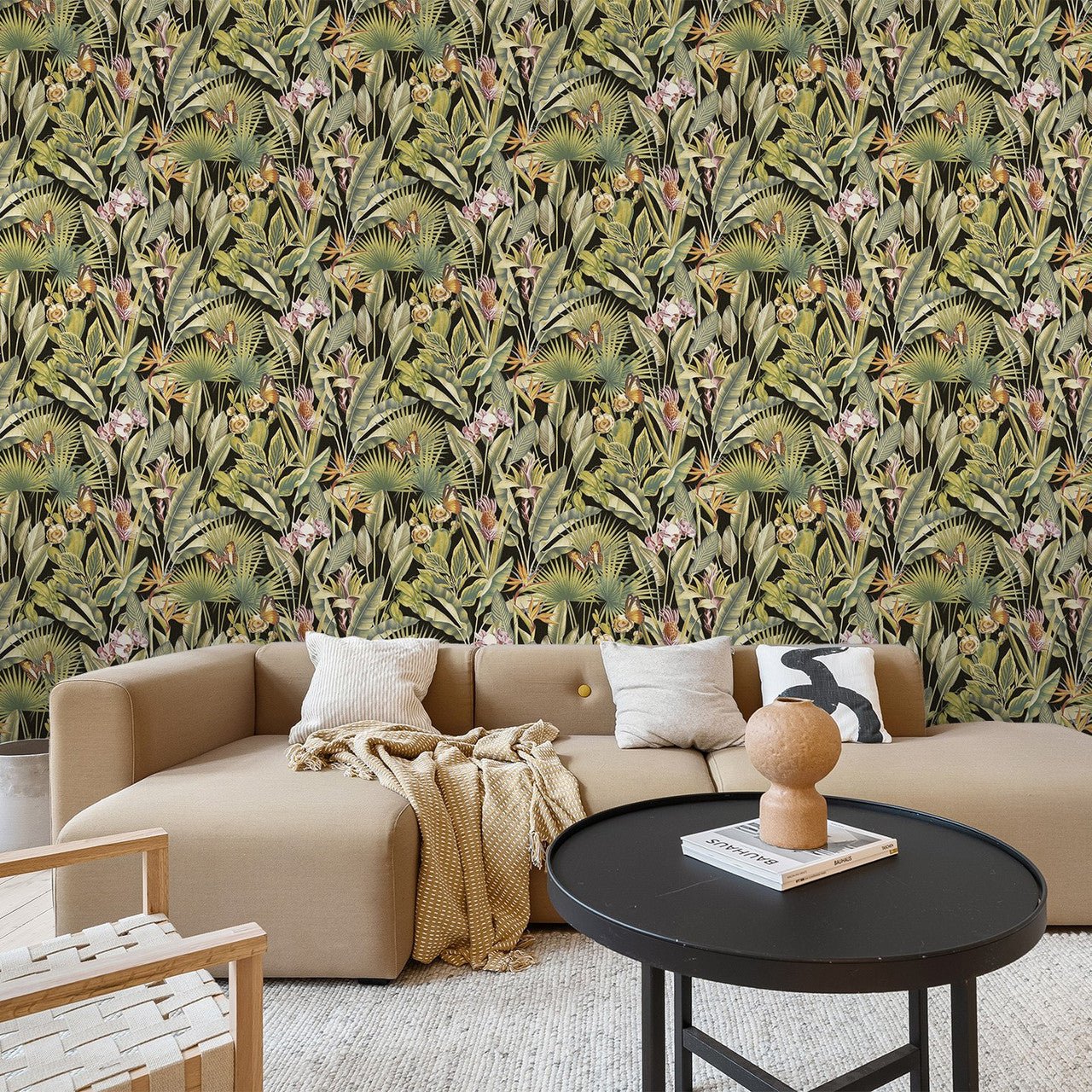 Zanzibar Vasari Wallpaper - Black - Rasch - 400006 - Premier Wallcovering