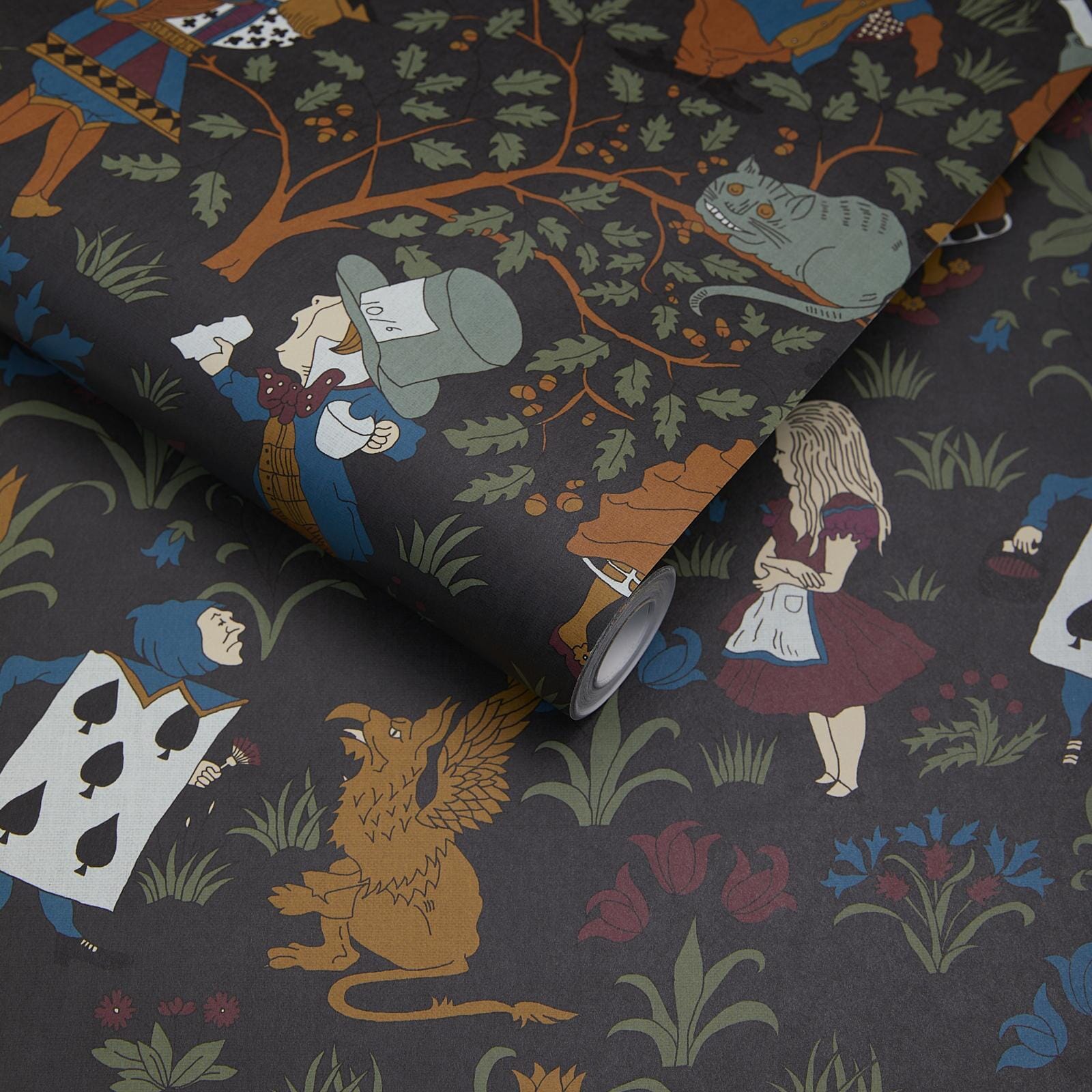 1-WA-ALI-DI-NOI-XXX - Alice In Wonderland Wallpaper  - Noir - House of Hackney