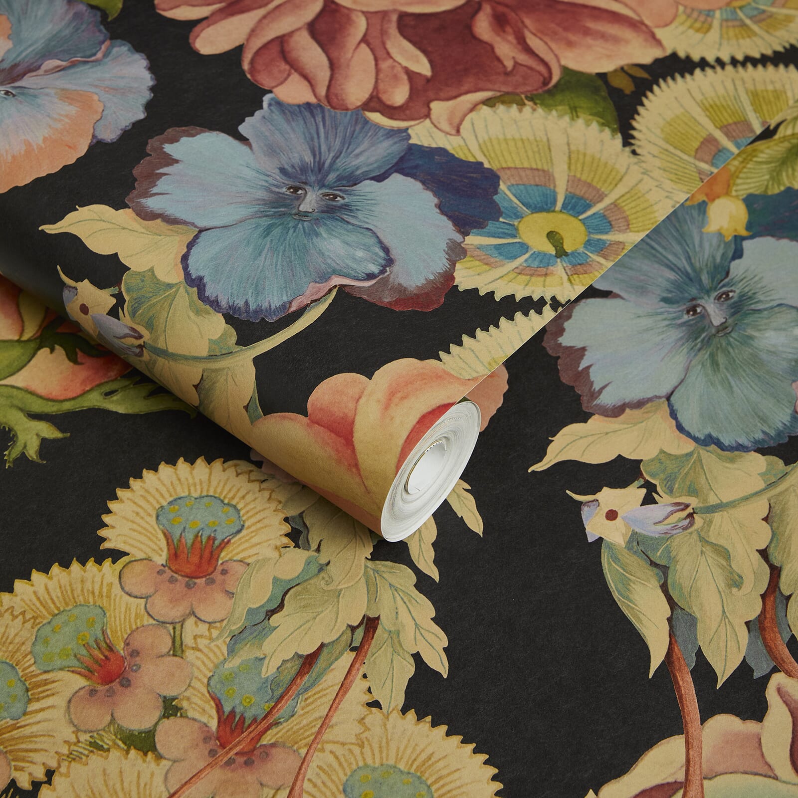 1-WA-AMM-DI-NOI-XXX - Amatoria Magna Wallpaper  - Noir - House of Hackney