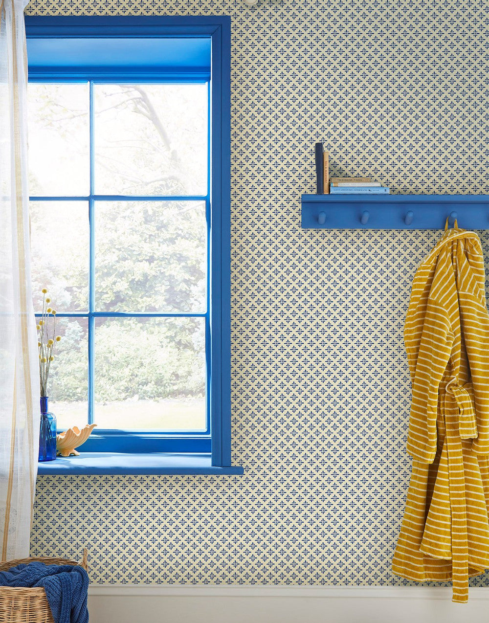 118579 - Beckett Star Wallpaper - Coast Blue - Joules