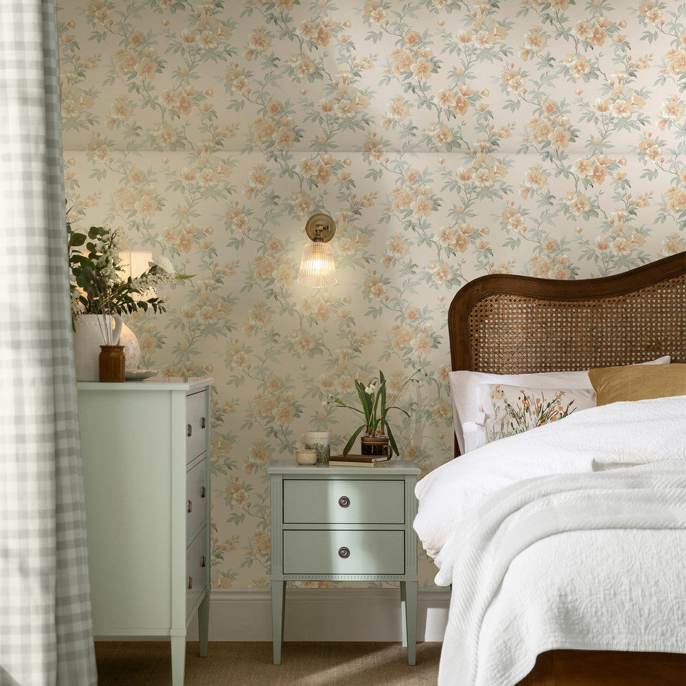 127390 - Rosamund Wallpaper - Apricot - Laura Ashley