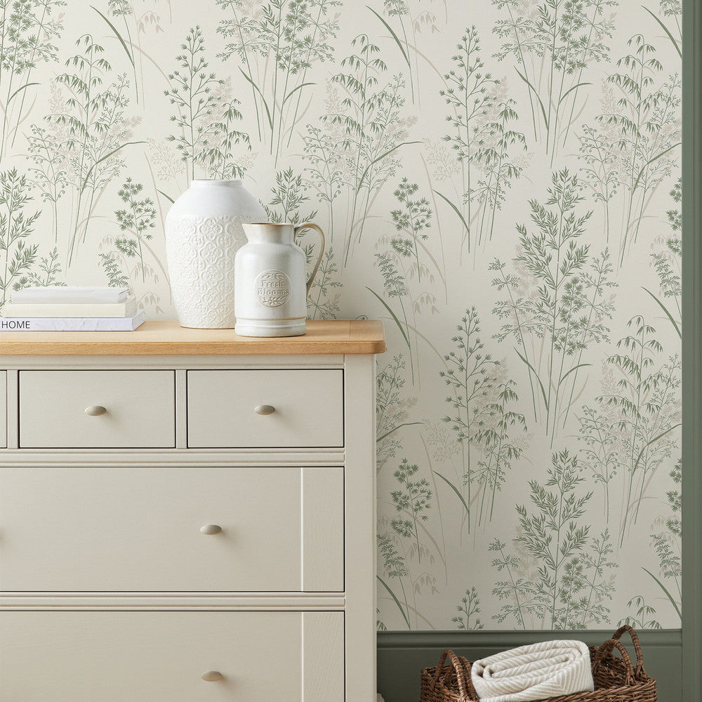 128823 - Leaf Sprigs Wallpaper - Natural Green - Next